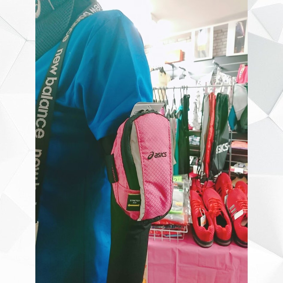 asics スマホケース